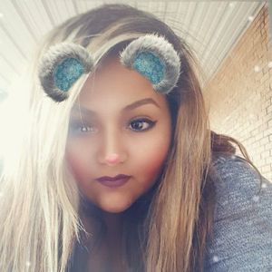 Meet your Posher, Veronica michel